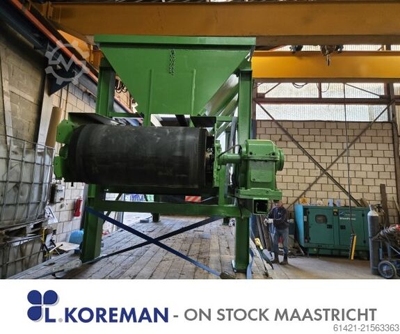 Dosing Belt Conveyor Kleemann with Hopper Kleemann Dosing Belt Conveyor with Hopper