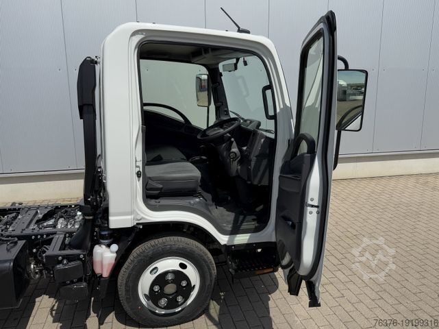 Andere ISUZU NMR-M29 RECHTSLENKER 9Gang-Autom. NEUES MODELL