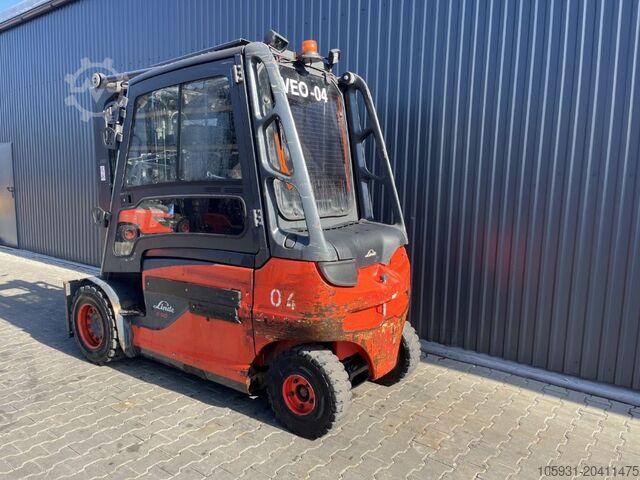 Electric 4-wheel forklift Linde E50HL-01