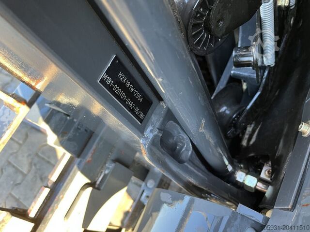 Stivuitor electric cu 3 roți Linde E16-01