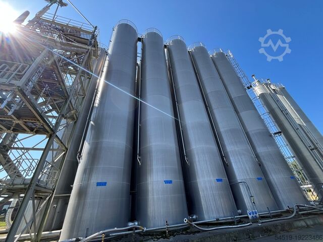 24 x 190 m³ silo's van aluminium ø 3.500 Ellimetal