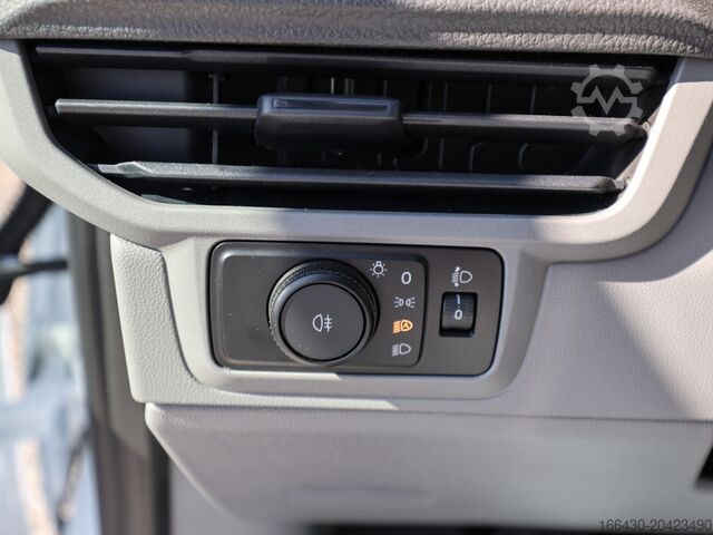 Panelová dodávka VW T7 Kasten 2.0 TDI LED KAMERA SPURH. KLIMA BT
