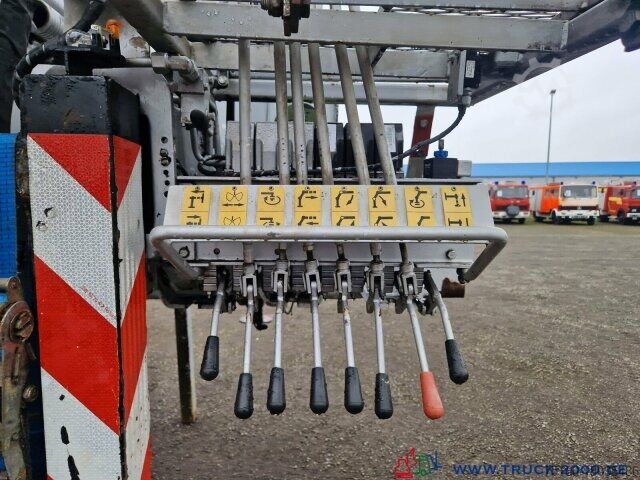 Kiepwagen Meiller 3. S. Kipper Wechselaufbau MKG Kran HLK 66