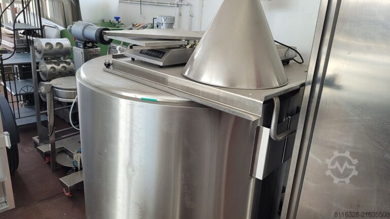 Mozzarella machine Seven Fluss VM 300