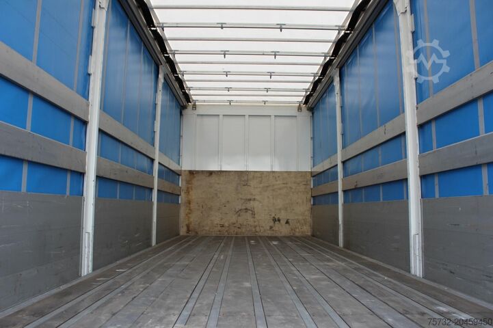 Flatbed truck with tarp MAN TGS 18.440 Plane Zug Schlafplatz AHK Edscha