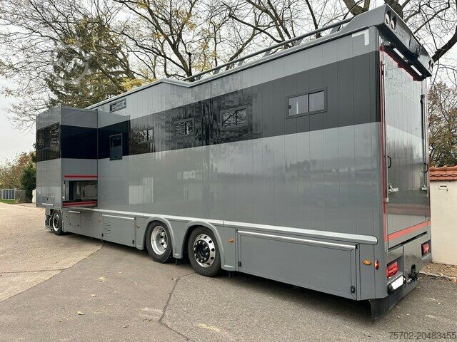 Viehtransporter LKW MAN TGX 26510 5-6 Pferde Popout, Wohnmobilzulassung