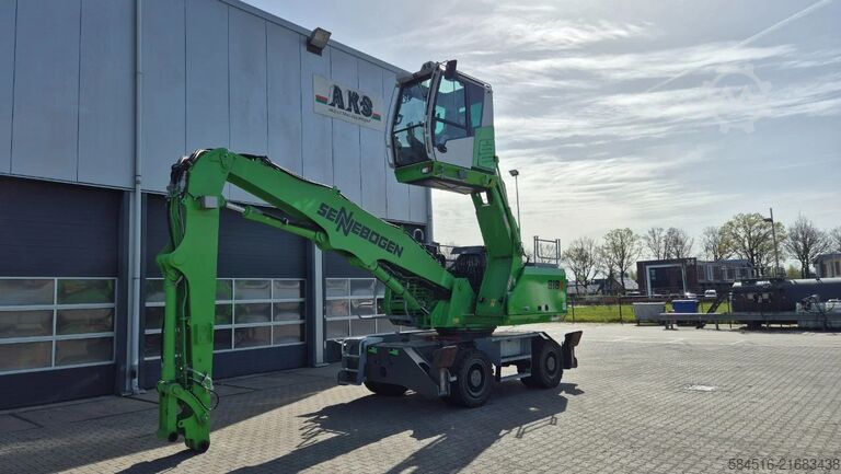 Material handler Sennebogen 818ME