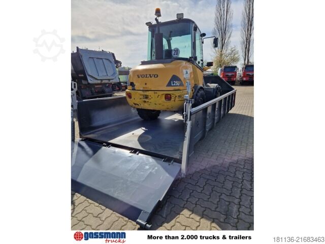 Roll-off container  Abrollcontainer mit Klappe ca. 9 m³,