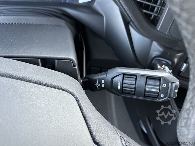 Standard road tractor Iveco S-Way 580 Full-Pneumatic