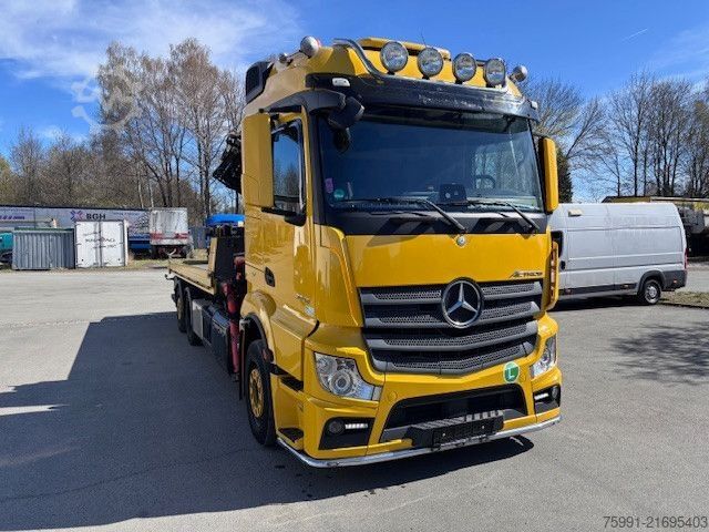 Autómentő MERCEDES-BENZ Actros 4 Abschleppwagen mit Kran