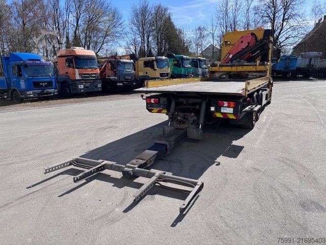 Autómentő MERCEDES-BENZ Actros 4 Abschleppwagen mit Kran