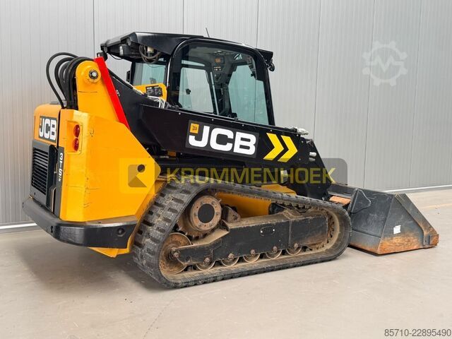 încărcător pe șenile JCB 3TS-8T Teleskid