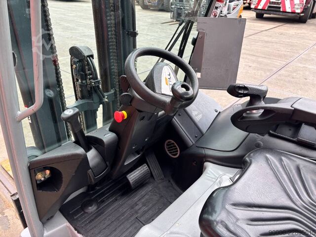 Gaffeltruck Still RX 20-20 2000kg TIPLO / Sideshift
