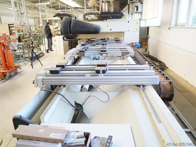 CNC machining center Morbidelli Author 853