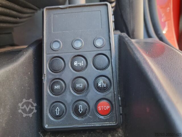 βαλίτσα Iveco EuroCargo 120 210 - Isotherm box - Zepro loadli...