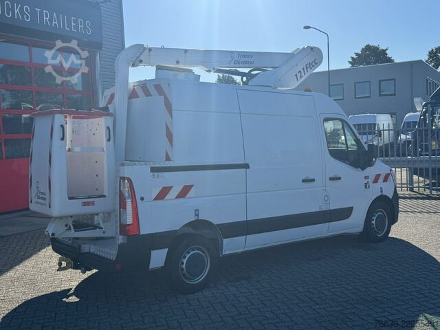  Renault Master France elevateur 121FT