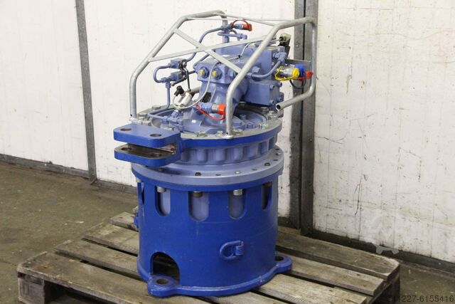 Hydraulic motor 240 bar Viereck 1302027STB1-0