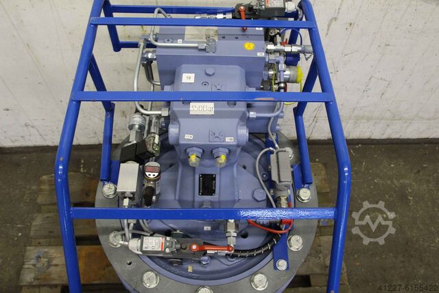 Hydraulic motor 350 bar Viereck 1302027STB1-0