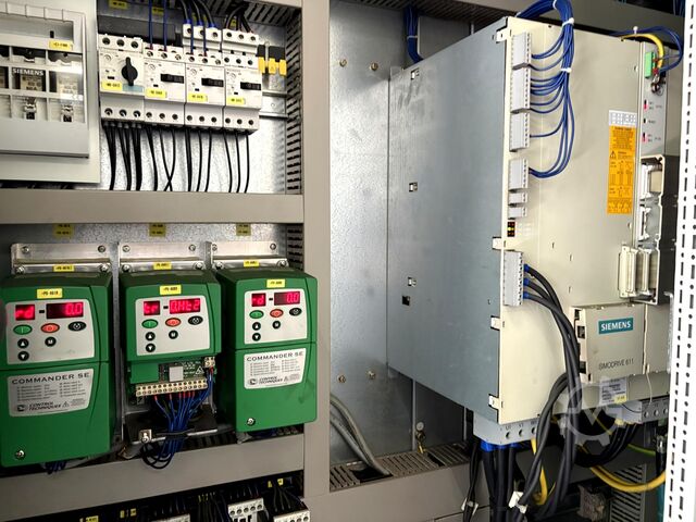 Κέντρο κάθετης κατεργασίας MIKRON UCP 1000