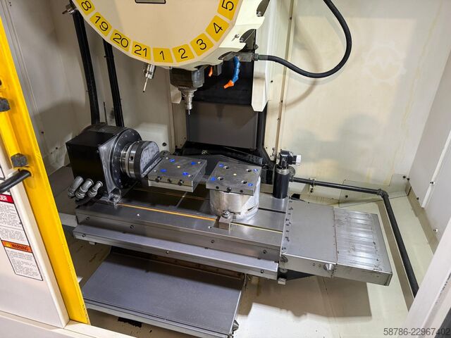 Vertikales Bearbeitungszentrum Fanuc Robodrill Alpha D21LiA5