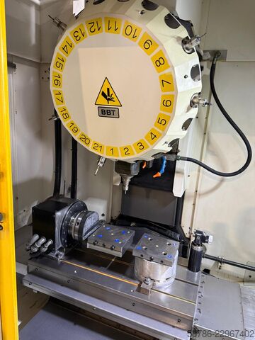 Vertikales Bearbeitungszentrum Fanuc Robodrill Alpha D21LiA5