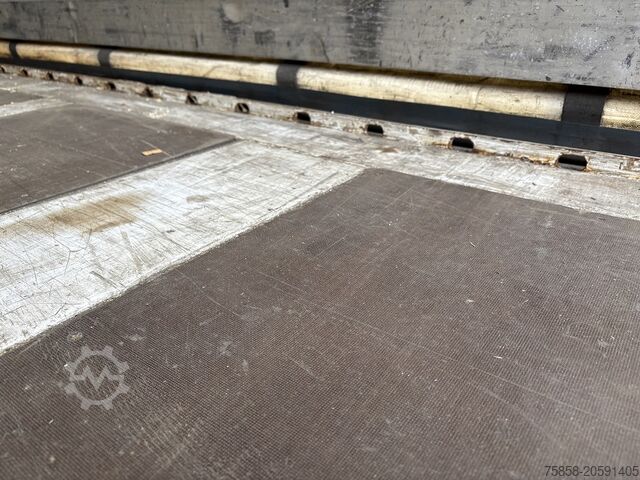 Carrocería intercambiable con plataforma y lona Krone Jumbo 7,82m 3m hoch Hubdach + Edscha