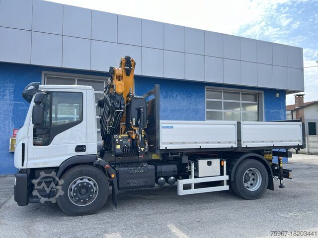 Trevejs tipvogn med kran Iveco Eurocargo 180-280