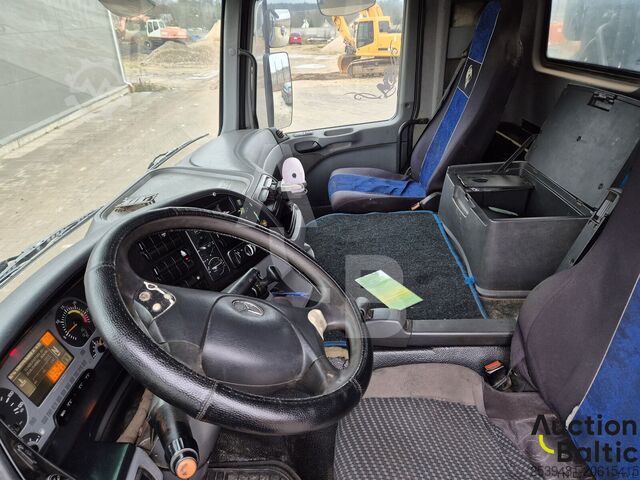 Sklápěč Mercedes-Benz Actros 4141