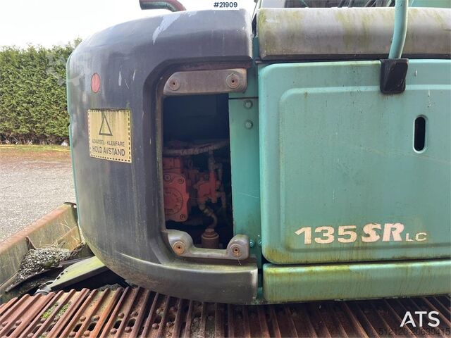 Gravemaskine med larvebånd Kobelco sk135SRLC w/ sanding bucket and digging bucket