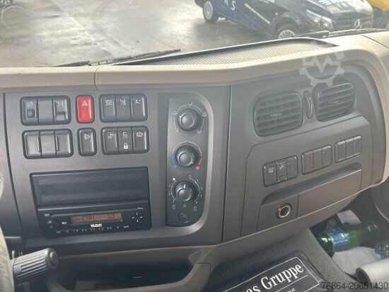 Ladbil med presenning DAF LF 260 16 TONNER PLANE MIT LBW, AUTOMATIK, E6