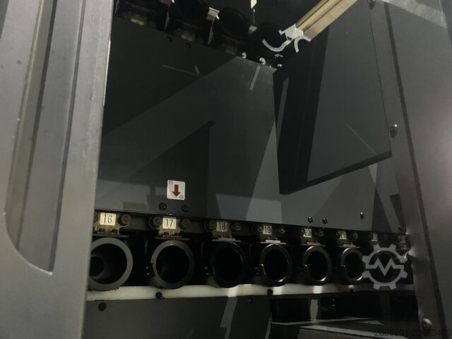 Centro di lavoro verticale DMG MORI NVX5100/50