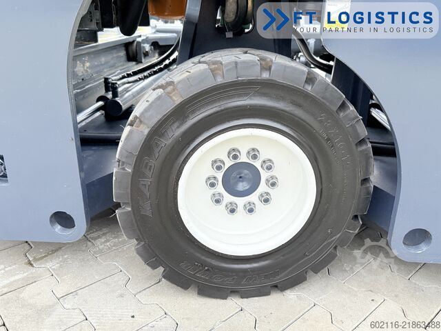 Dört yollu forklift Combilift C3000 GAS DUPLEX 4100 WIDE POSITIONER