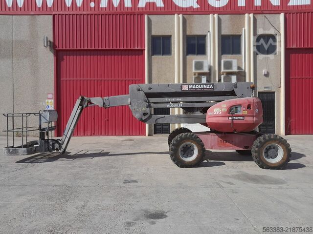 Ledad teleskopisk arbetsplattform Manitou 180ATJ