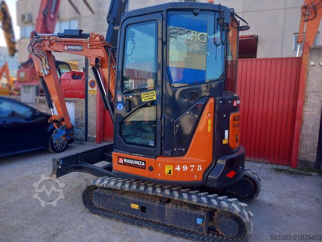 Minigrävare Hitachi ZX33U-6