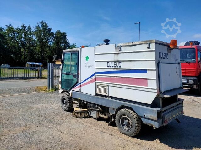 Straatveger DULEVO 200-4