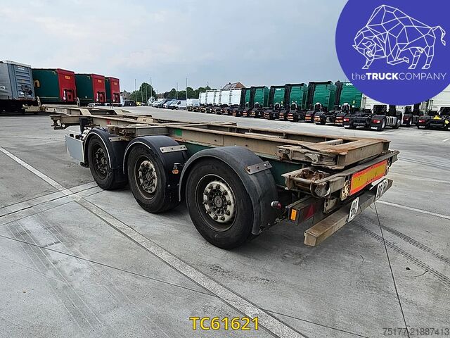 Transport av containrar Schmitz Cargobull 