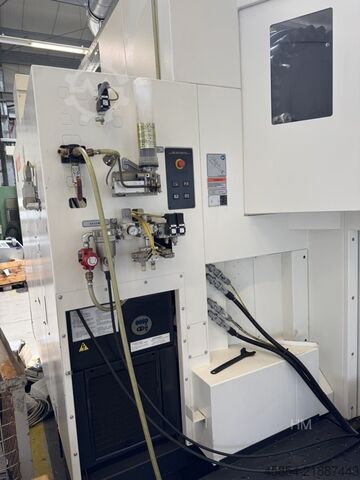 CNC-bewerkingscentrum Mazak VCN-530C, bouwjaar 2018, met 4e as, interne nummer 231575  VCN-530C