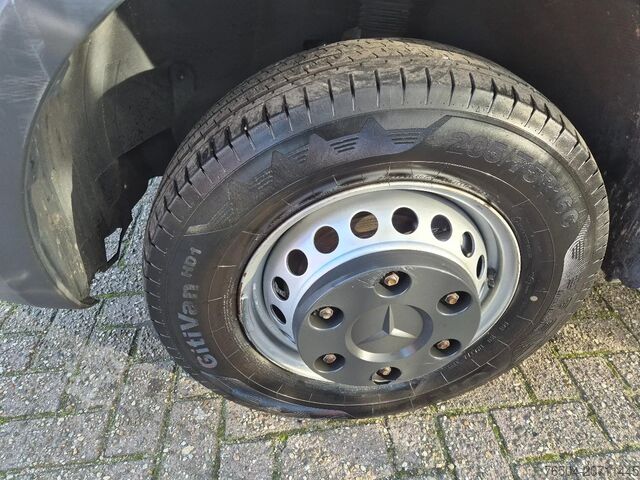 Bavul Mercedes-Benz Sprinter 519 CDI/ Koffer/ 3.0 CDI V6/ E6d