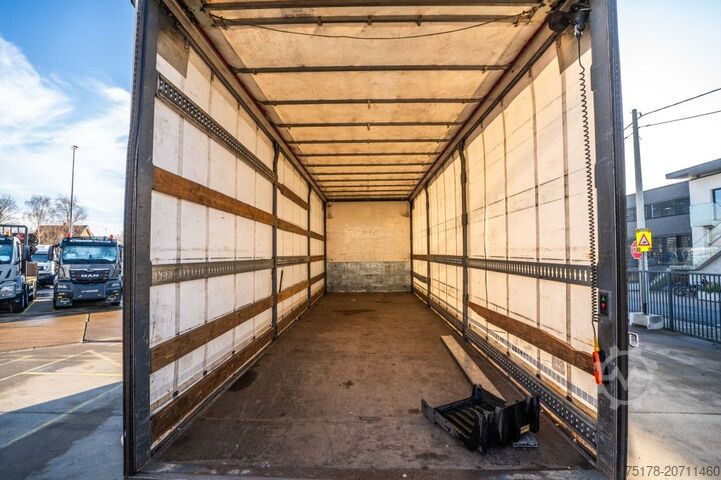 Bâche DAF LF 55.250