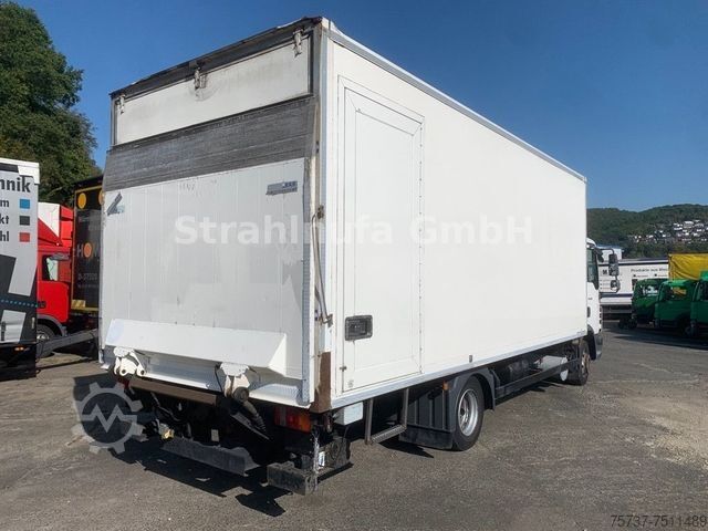 Vrachtwagen met bakwagen MAN 8.180 TGL BL Koffer + LBW * Motorschaden*