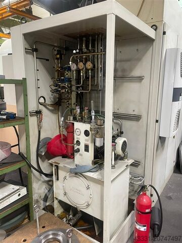 Máquina universal de retificação EMAG-KARSTENS HG310