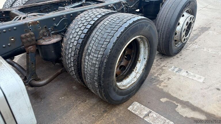 Châssis cabine Iveco Stralis 430 (6X2 / AIRCO)