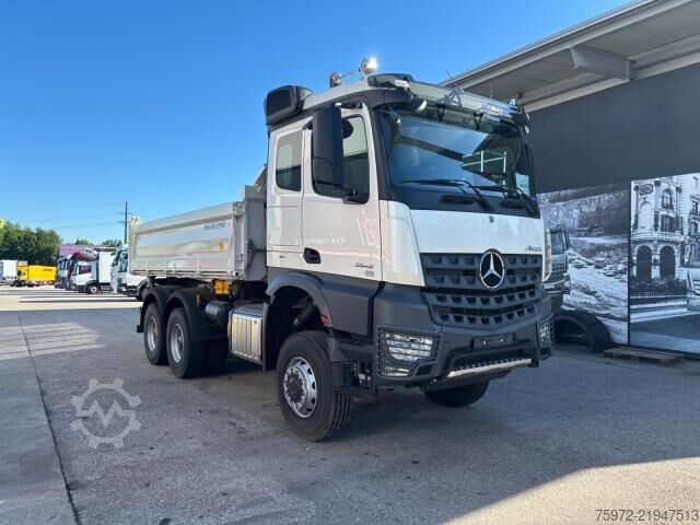 Driezijdige kipper  Arocs 3348AK 3-Seiten Kipper