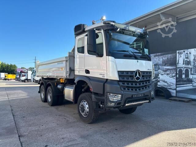 Driezijdige kipper  Arocs 3348AK 3-Seiten Kipper