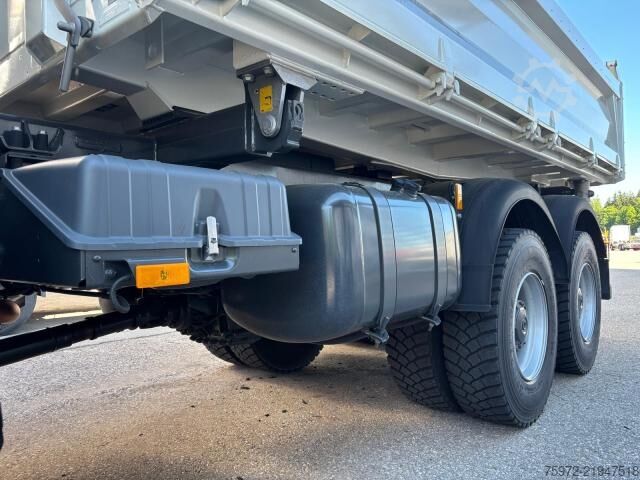Driezijdige kipper  Arocs 3348AK 3-Seiten Kipper