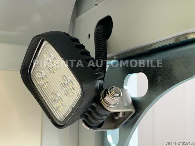 Furgone chiuso IVECO Daily 35S14H EA8 KOFFER LBW AUT KLIMA AHK 3,5t