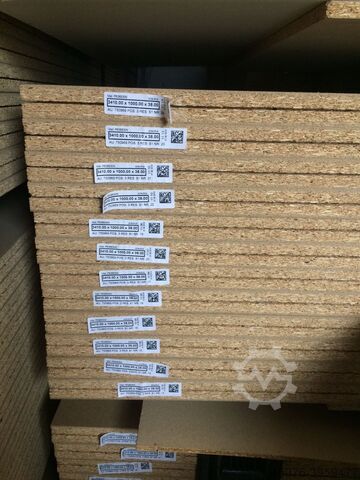 Floor covering Stage covering Chipboard Bodenbelag  Bühnenbelag  Spanplatten Längen von 2,2 m bis 3,4 m Breite 1 m