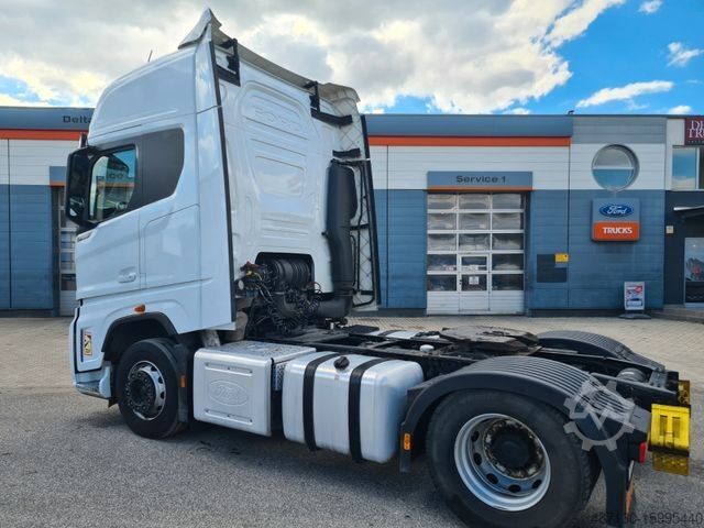 Cap tractor standard FORD F-MAX 500