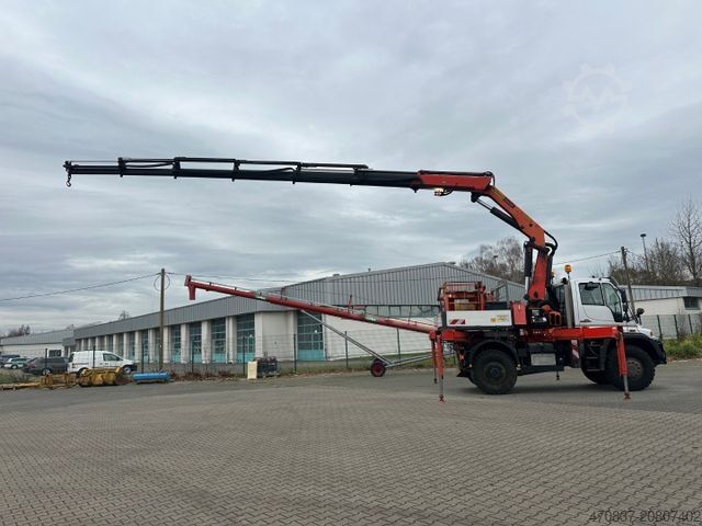 Platós teherautó UNIMOG U 500 / Palfinger PK 23000 / Personenkorb/ Winde