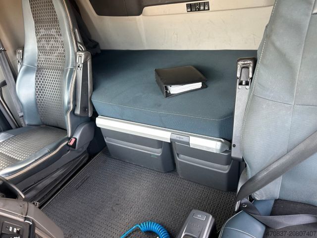 Kampós konténerszállító teherautó VOLVO Volvo FH 460 / 6x2 / Gergen Abroller